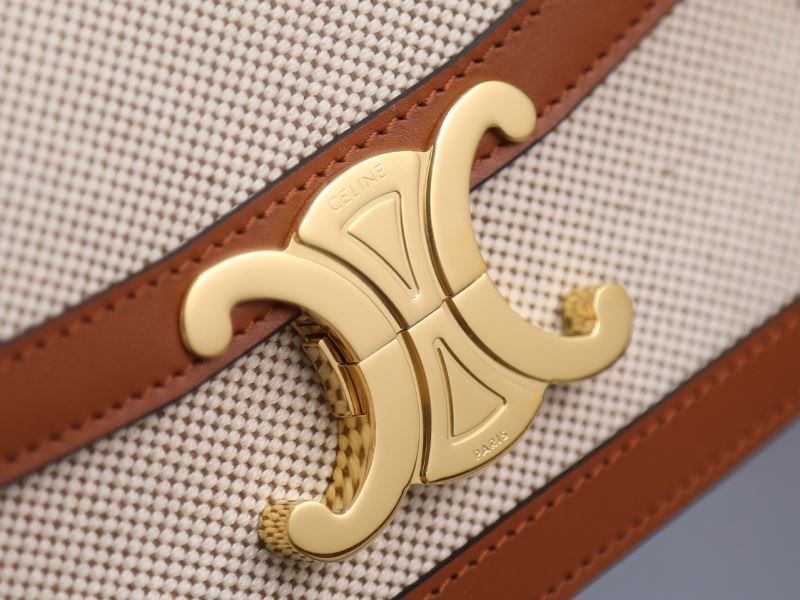 Ce1i*e triomphe bags